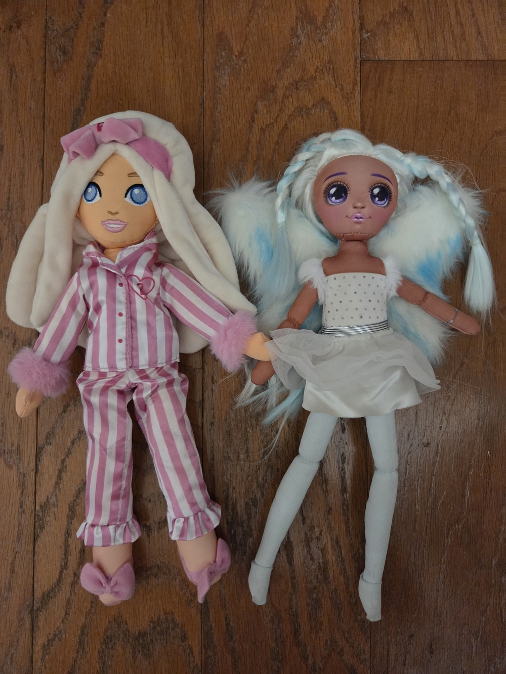 Barbie Sweet Dreams Malibu Doll & Dream Seekers Luna Plush Dolls
